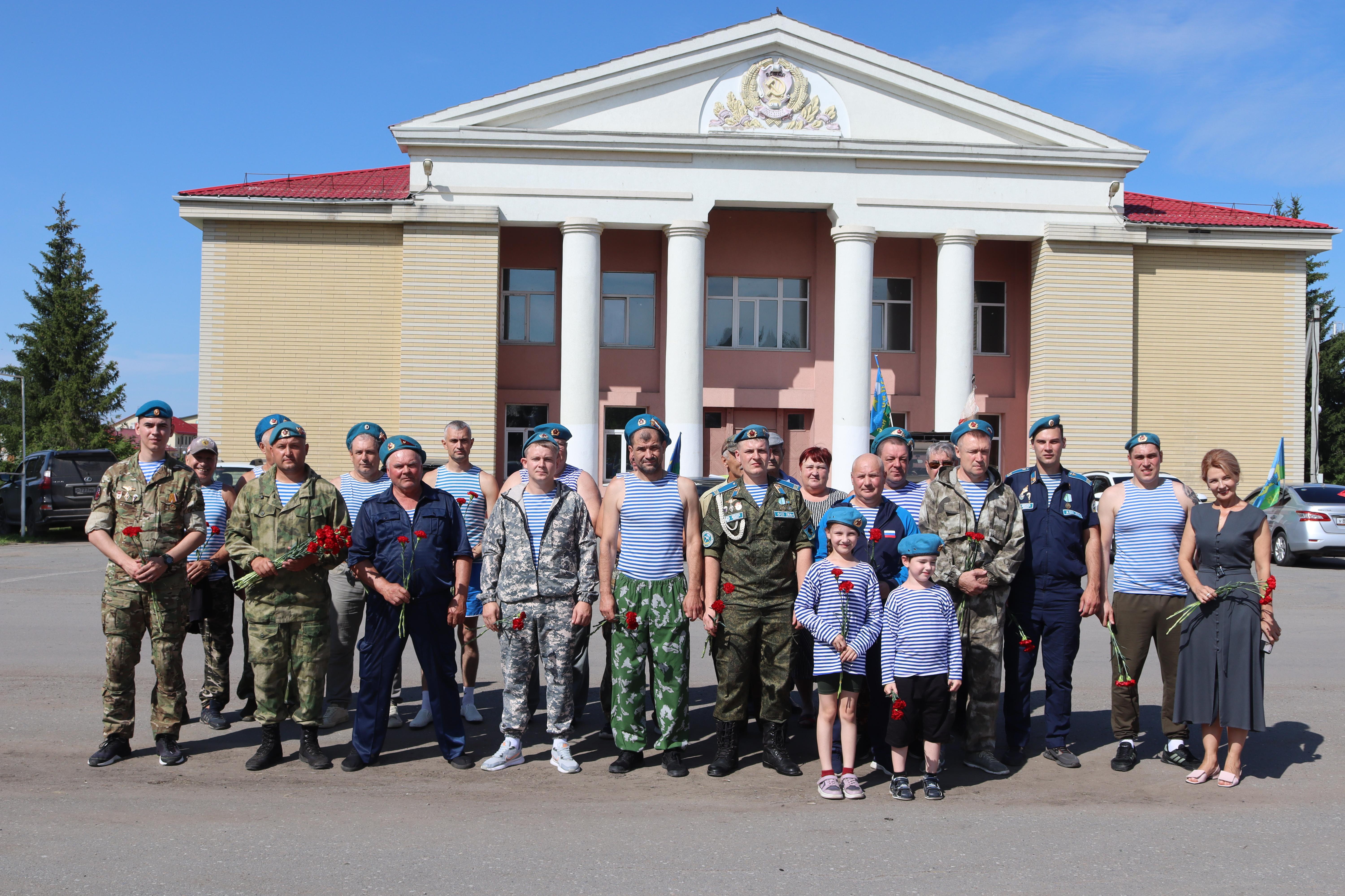 День ВДВ в городе Тюкалинске.